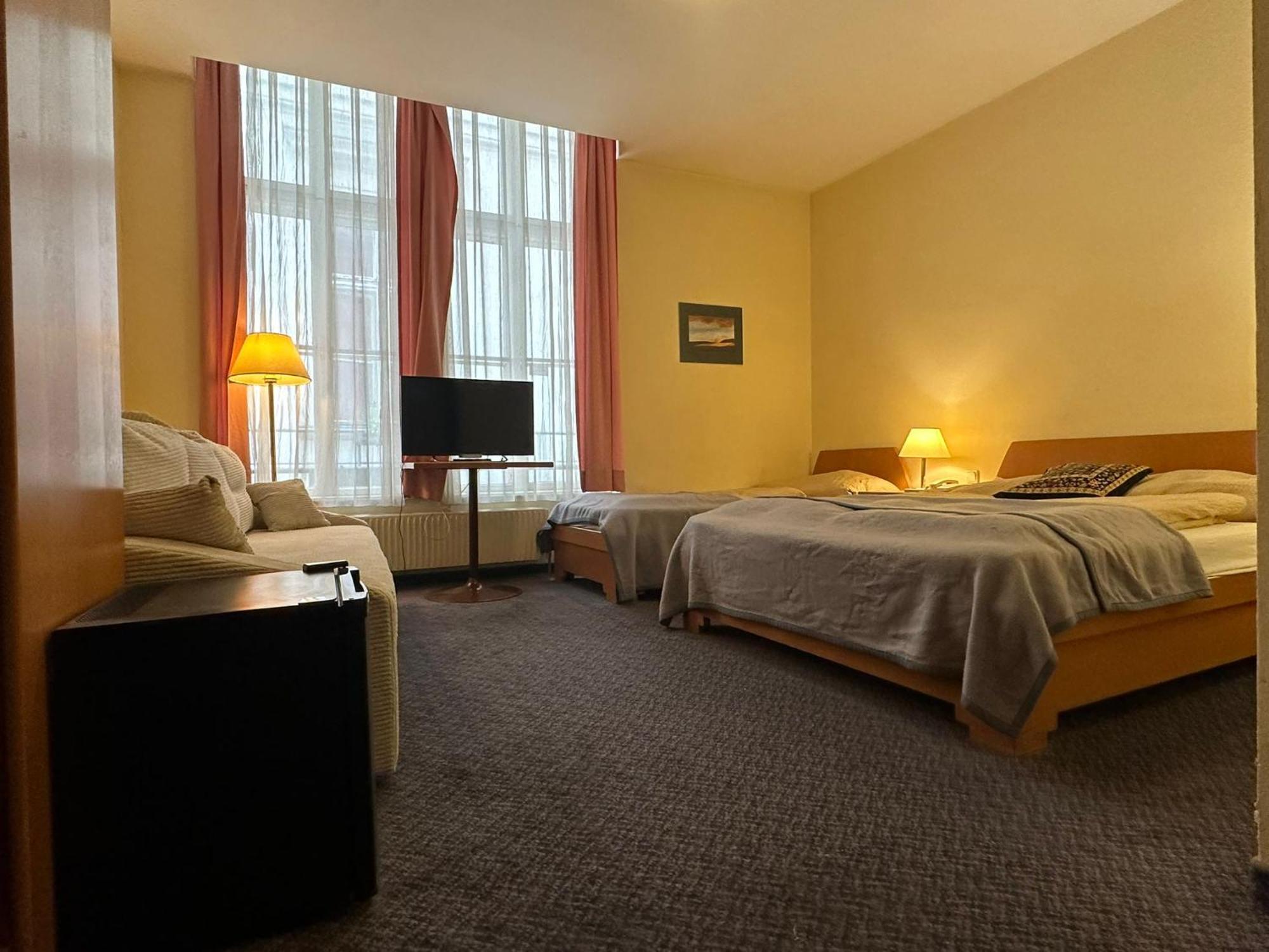 Very Central Apartments, 5 Min To City Center, No Reception Vienna Esterno foto